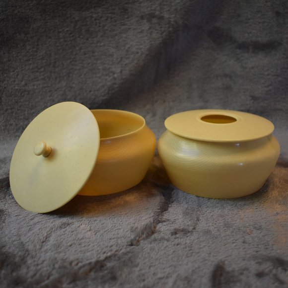 Py-Ra-Lin Other - Ivory Py-Ra-Lin Dresser Set